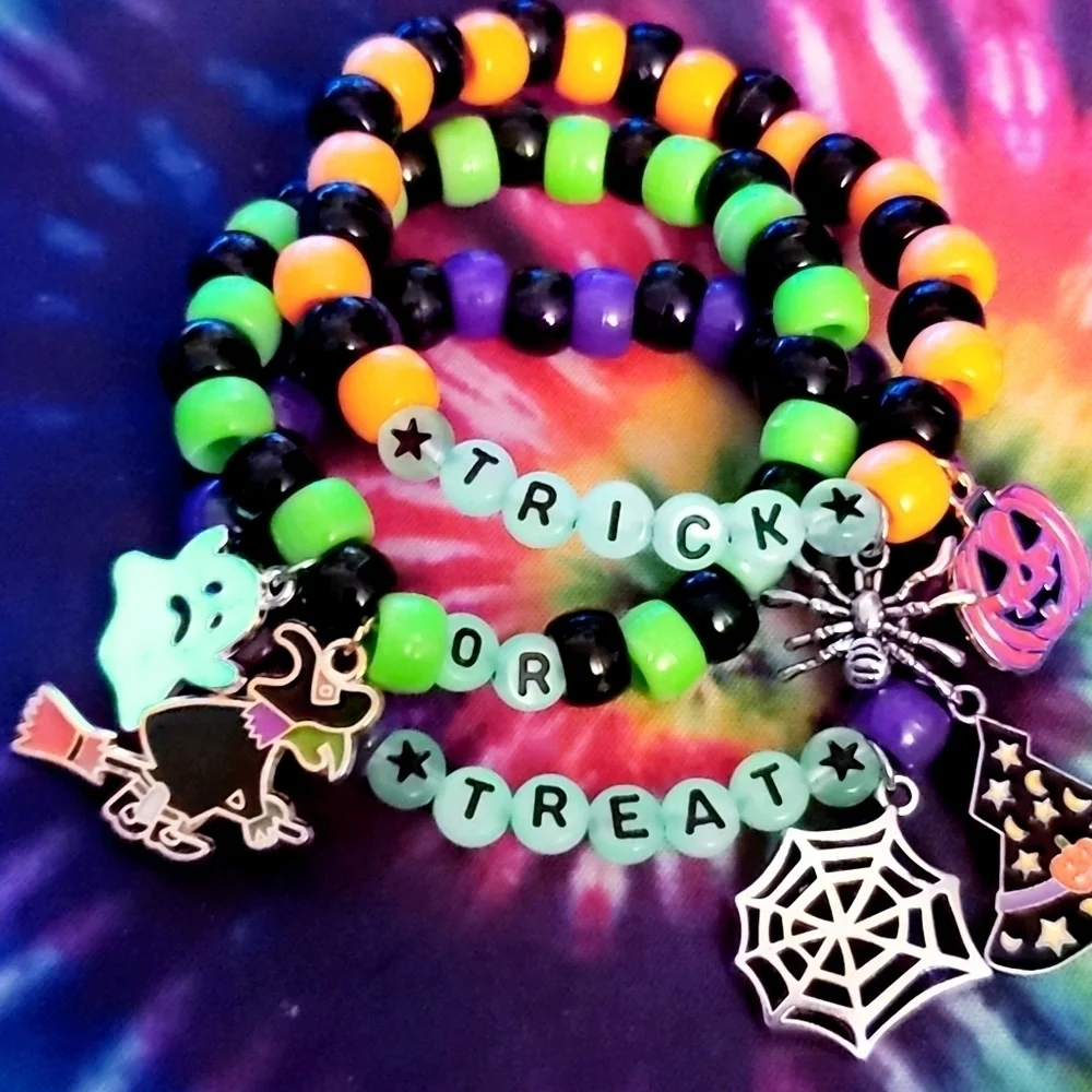 Handmade Beaded Halloween Trick or Treat Stacked Charm Bracelets - Picture 3 of 8